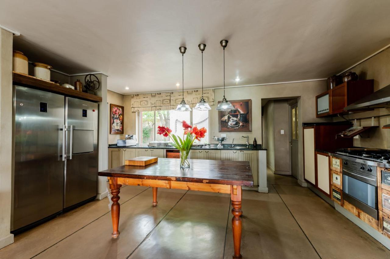 Migdash Guesthouse ฮาร์ทบีสบูร์ท ภายนอก รูปภาพ