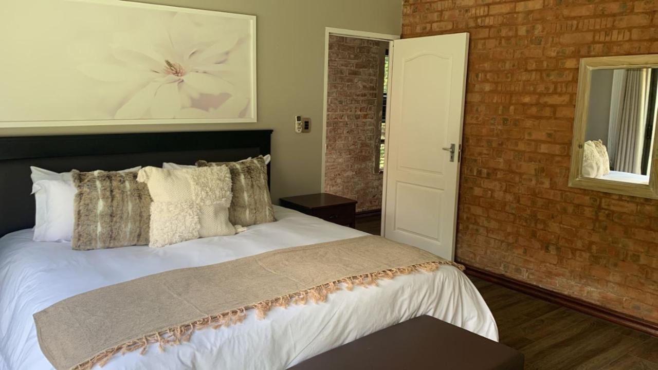 Migdash Guesthouse ฮาร์ทบีสบูร์ท ภายนอก รูปภาพ